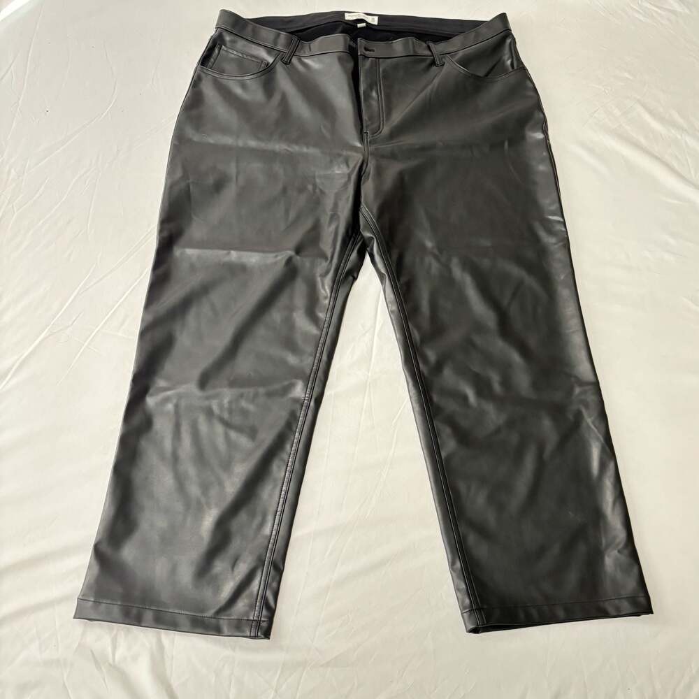 Abercrombie & Fitch Vegan‎ Leather 90s Straight Pants Size 36